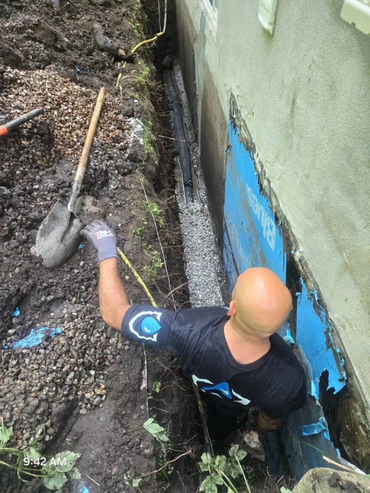 Exterior waterproofing, membrane, gravel